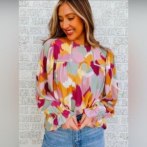 Abstract Puff Sleeve Blouse